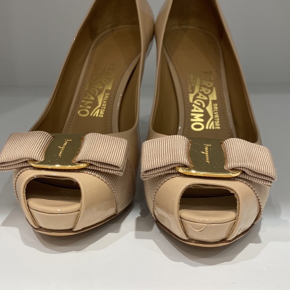 Shoes - Picture 7 of 9